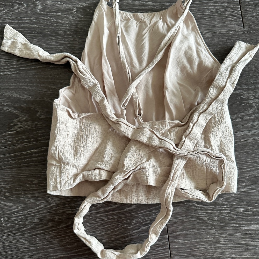 Women’s cropped halter top / L /